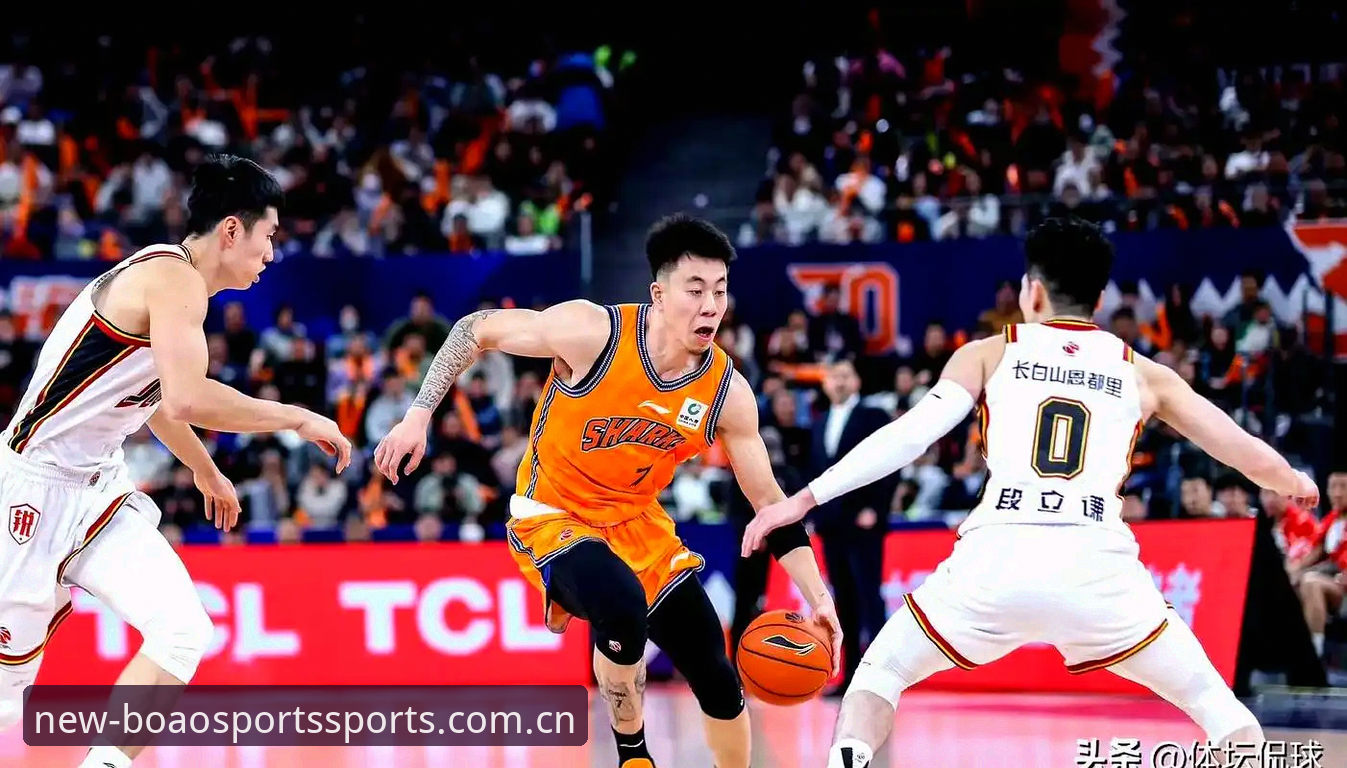 博澳体育比分软件怎么下载 CBA季后赛G4上海队晋级关键战全解析:防守策略与替补深度深度评测